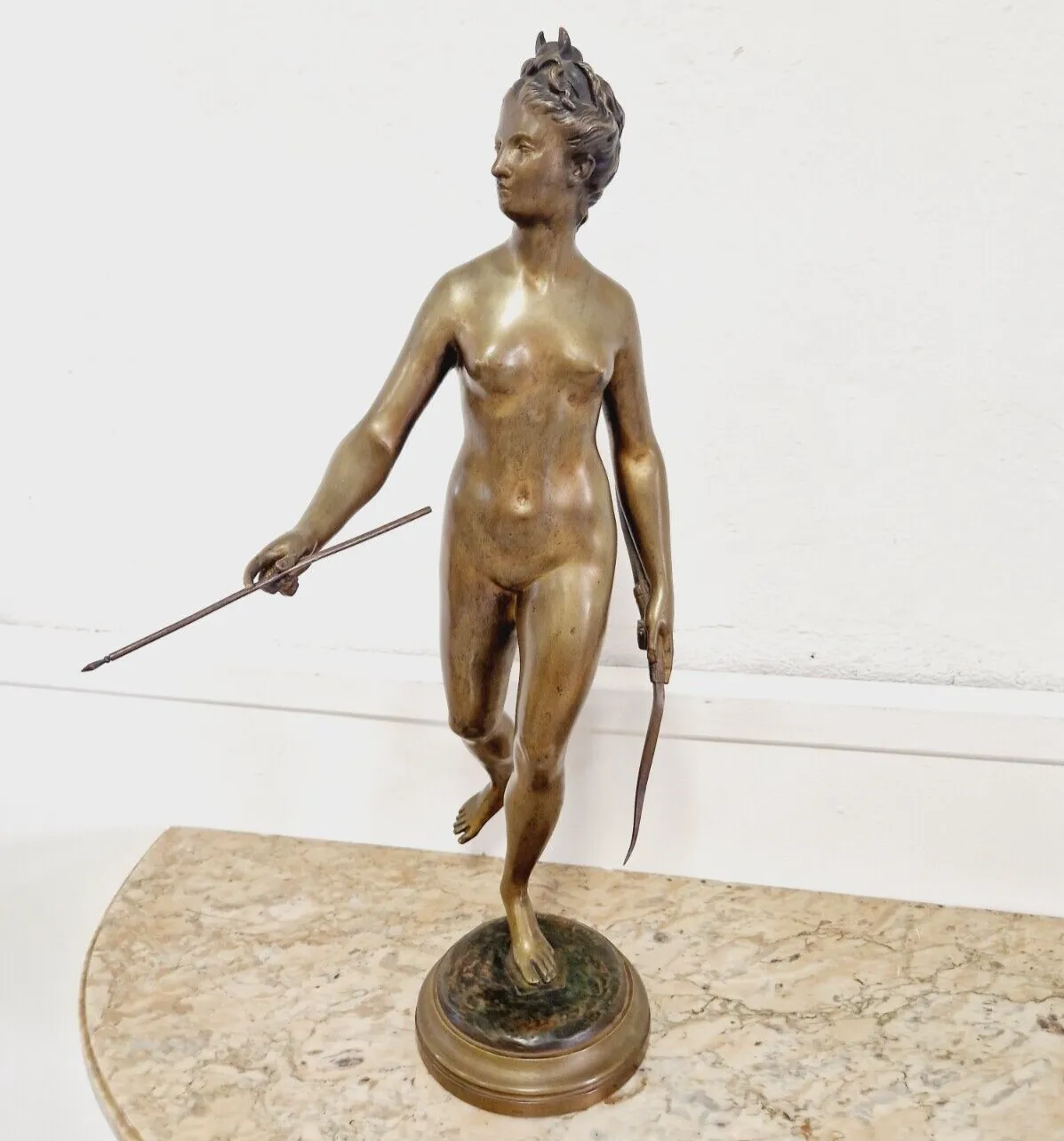 Antique Bronze Sculpture Of Diane The Huntress 19th Century