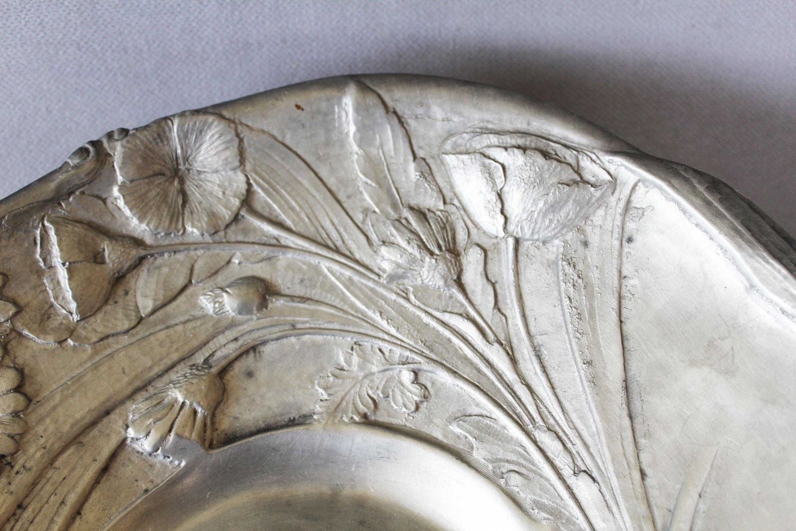 Extra Large Vintage Pewter Centerpiece Bowl, Etain 92% Erve, Embossed Style Art Nouveau, Iris, Flowers, Serving Tray, Fruit Bowl, 2.5 Kilos photo vinterior