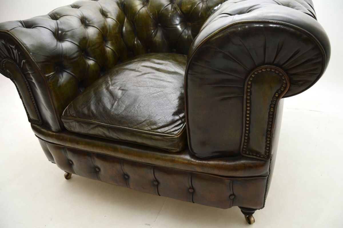1625.0 Antique Victorian Leather Chesterfield Armchair photo