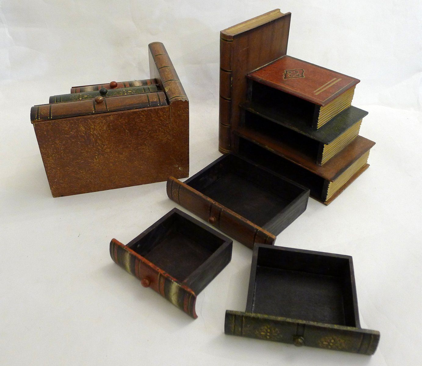 Wood Bookends With Secret Boxes In Trompe L'oeil Of Stacked Books, 1980s, Set Of 2 photo buy