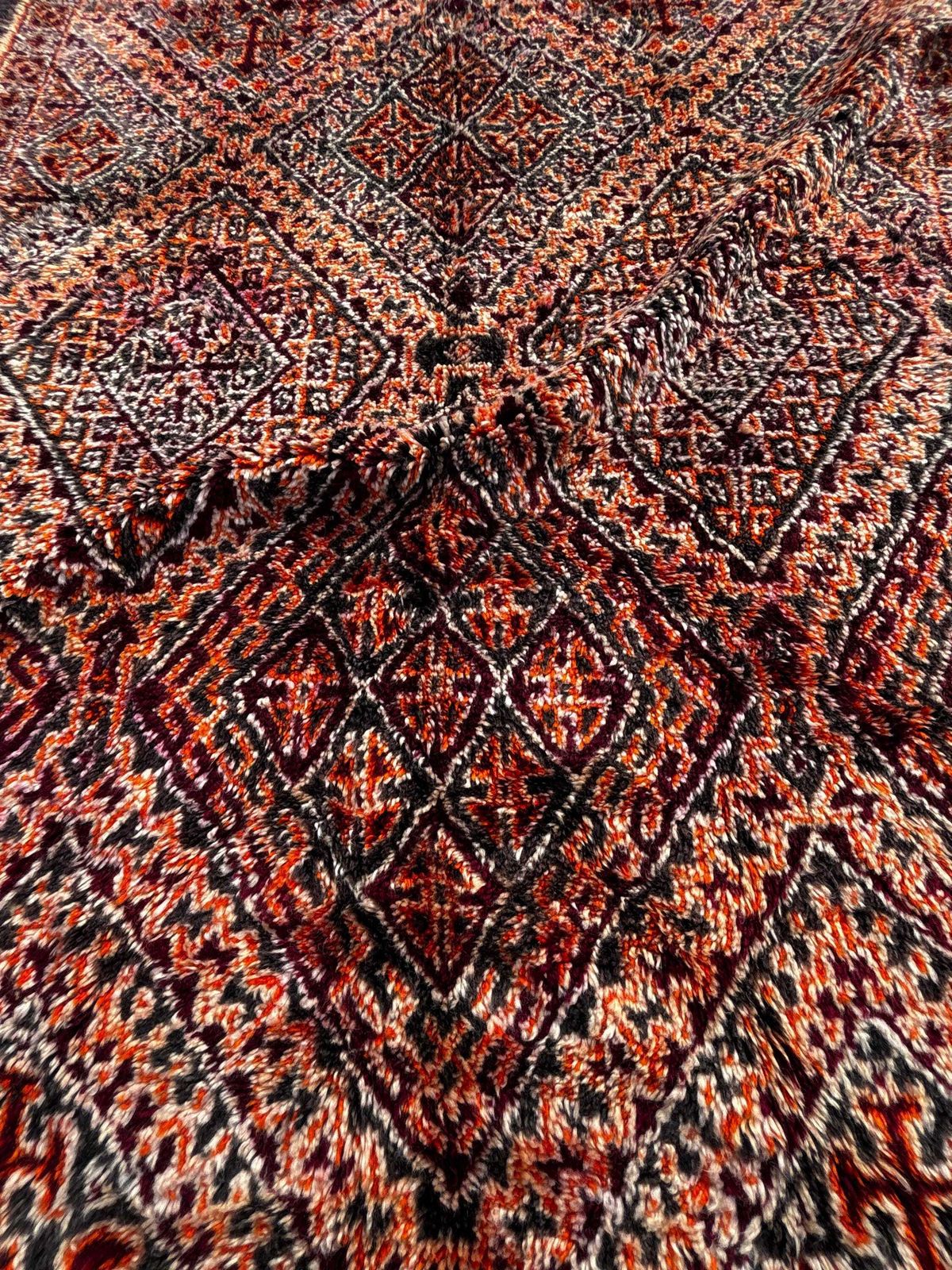 Mid-Century Modern Boujad wollen vloerkleed 200x400 cm – handgeweven Berber tapijt – authentiek tribaal dessin photo vintage