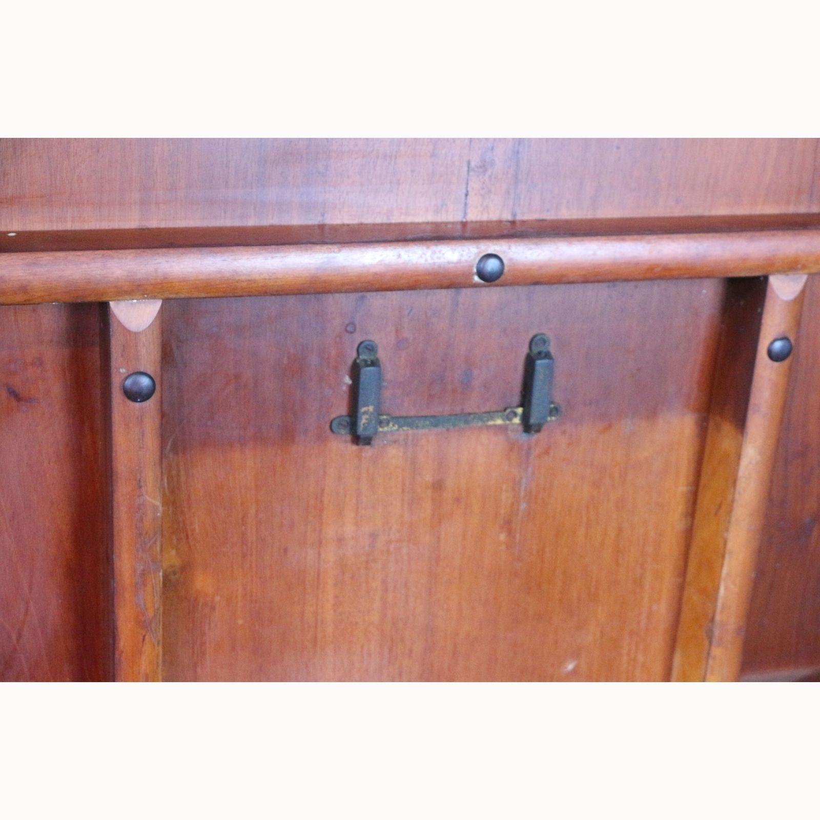 A Mid Victorian Carved Mahogany Centre Pedestal Tilt Top Breakfast Or Dining Table photo vinterior