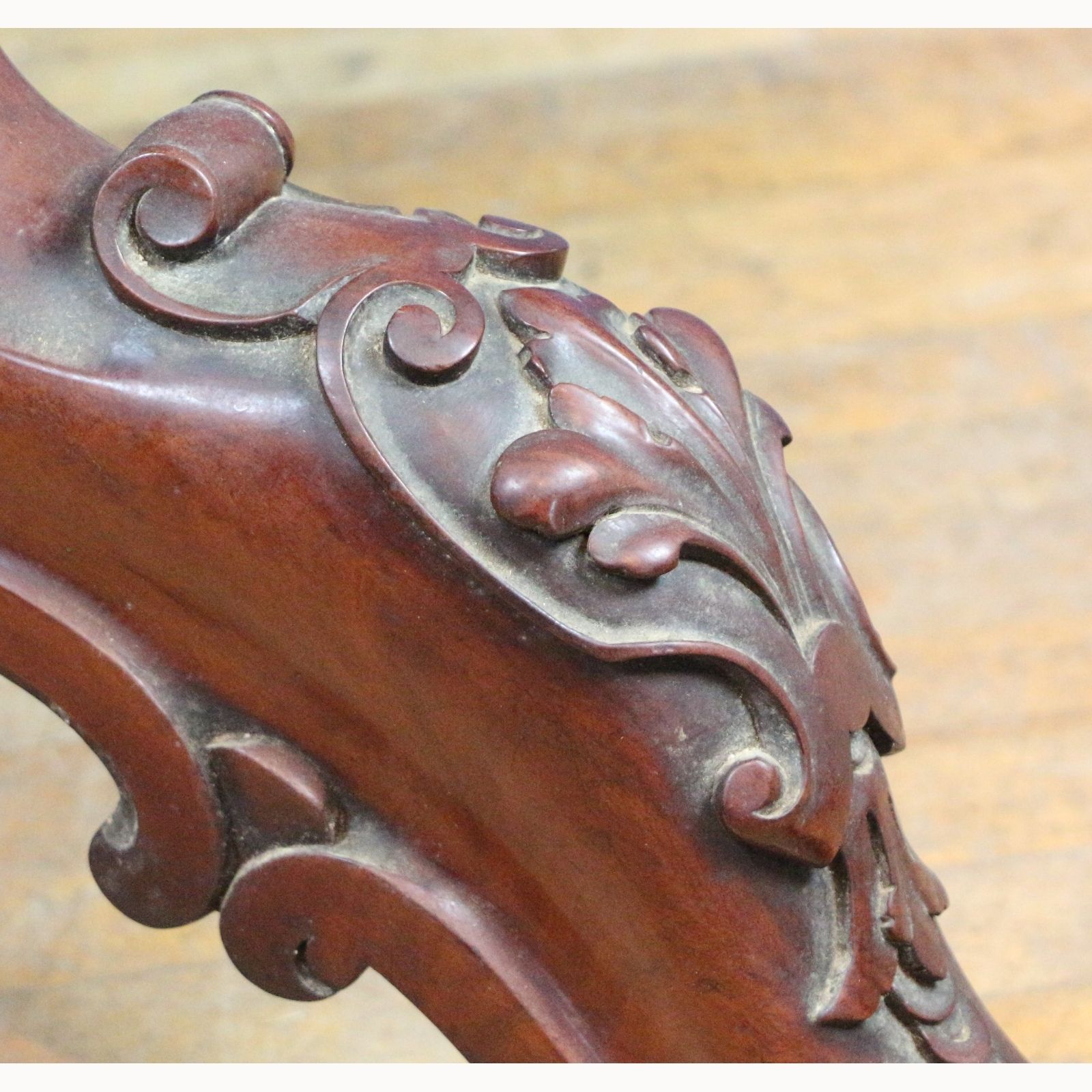 photo for sale A Mid Victorian Carved Mahogany Centre Pedestal Tilt Top Breakfast Or Dining Table