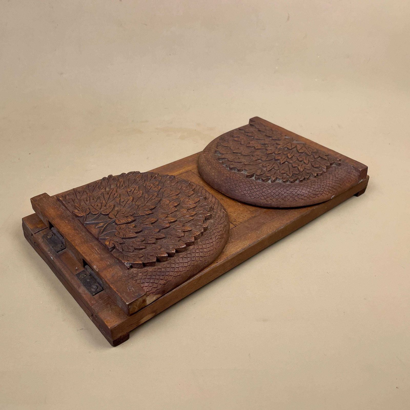 Hand Carved Sliding Bookends Extending Anglo Indian Wooden Handmade Fold Down Shelf Display Library Novel Stand Adjustable Bookend Book Ends photo furniture