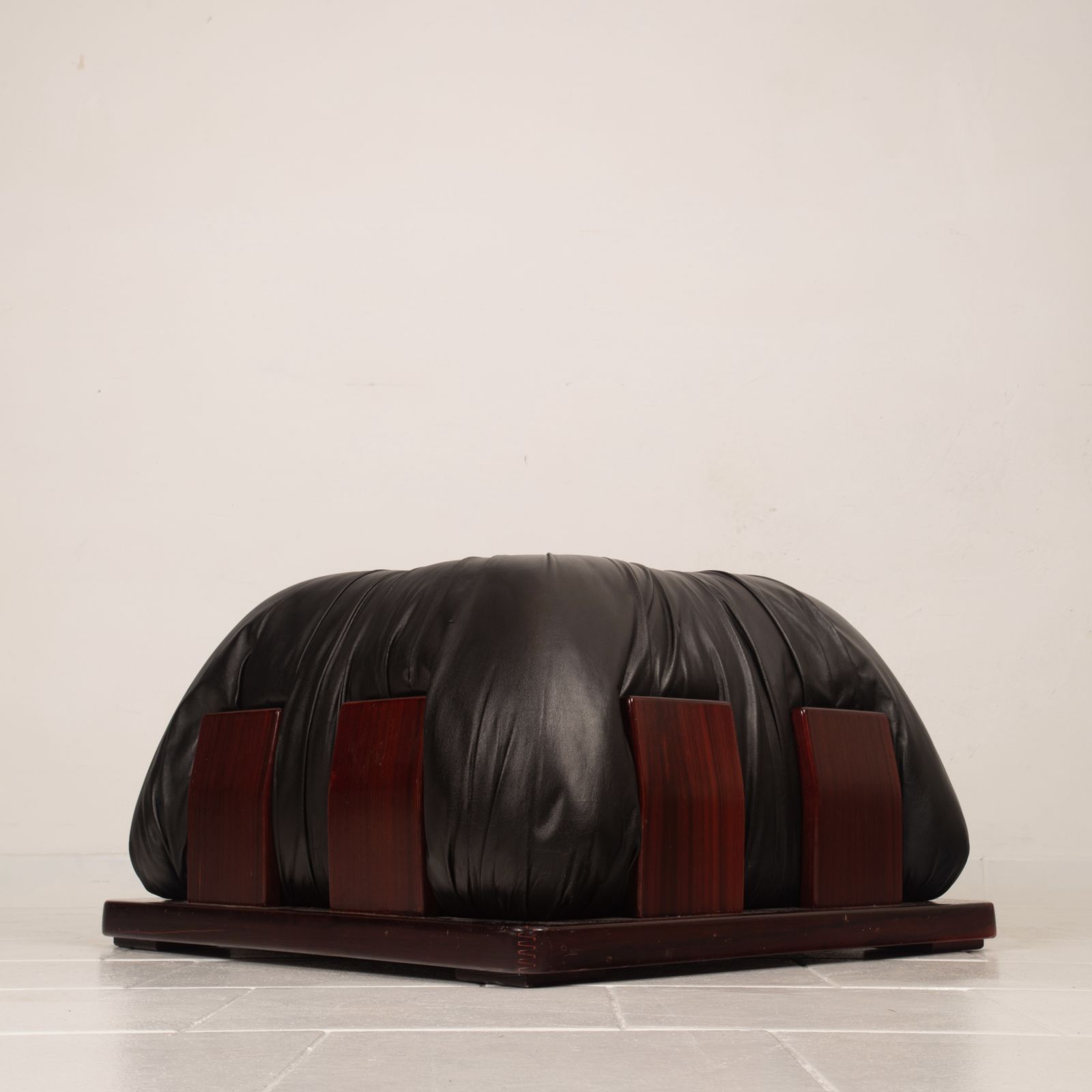 photo furniture Dragone Pouf In Leather And Padouk By Luciano Frigerio For Frigerio Di Desio.