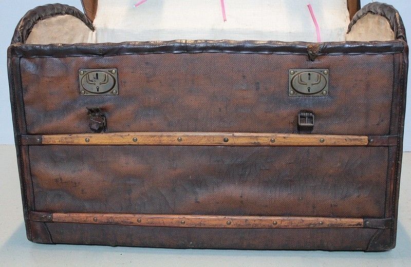 Travel Trunk Epoque 1900 photo Furniture