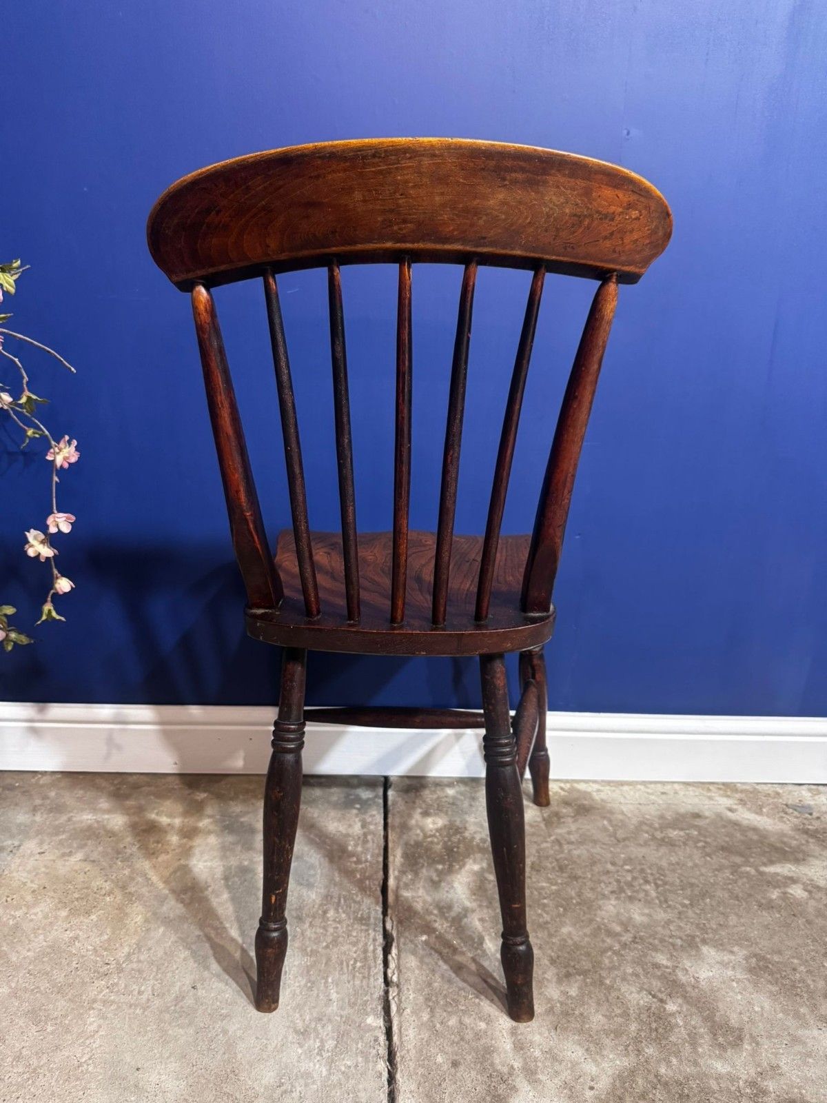 photo vinterior Antique Elm Chair Farmhouse Rustic Kitchen Dining Chair Victorian Bedroom