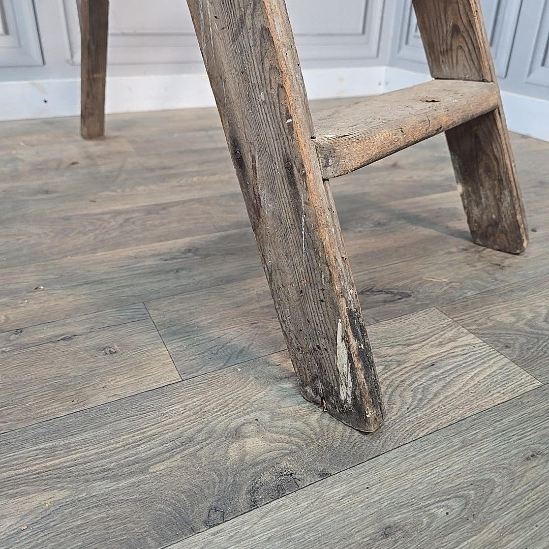 photo vintage Antique Wooden Step Ladders Rustic Folding Decor Display Ladder Prop Upcycle