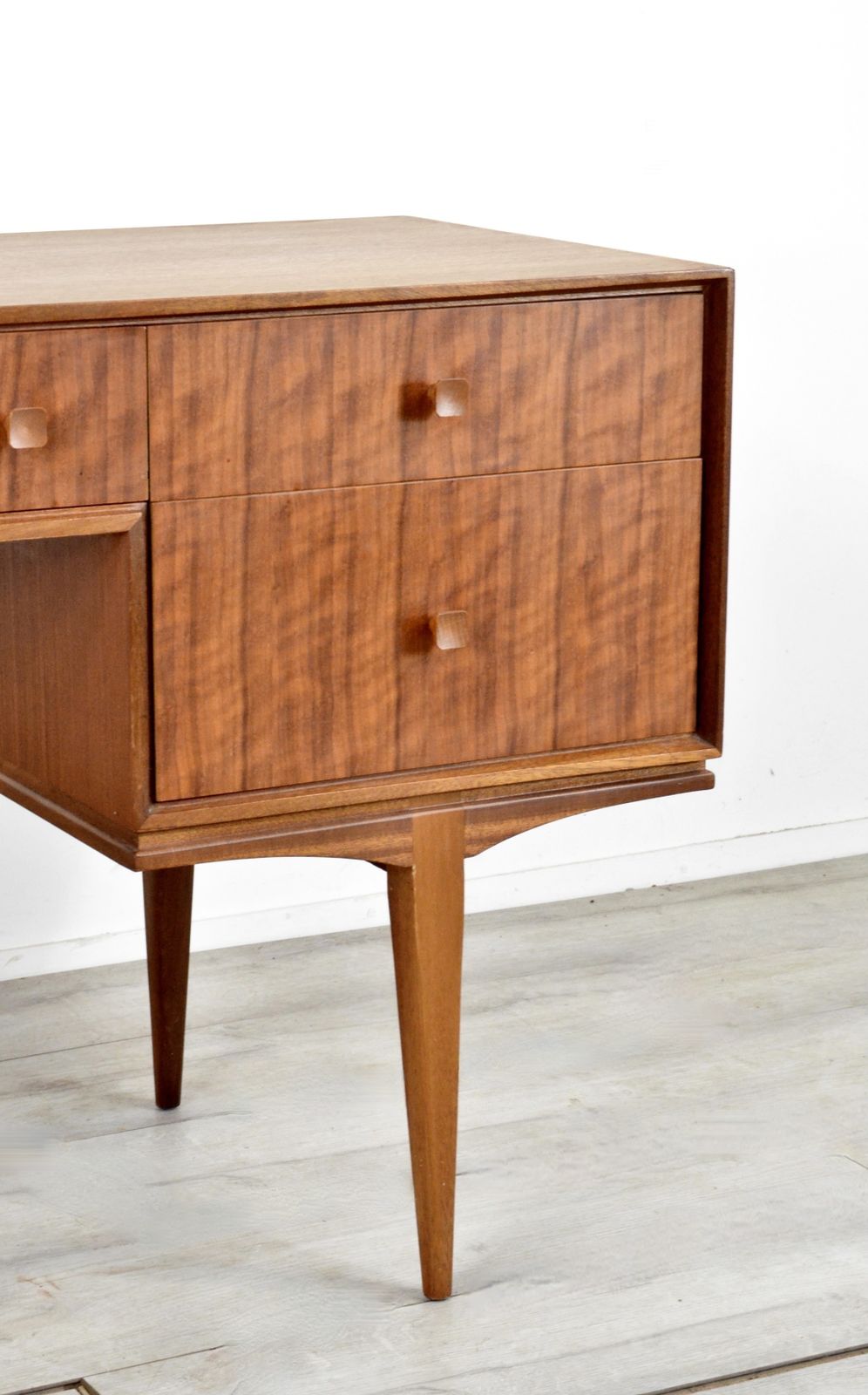 Vintage Midcentury Mc Intosh Teak Desk, Delivery. Danish Style. photo vinterior