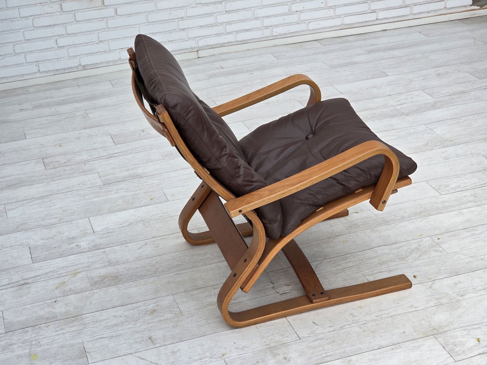 Meubels Jaren 1970, Deense Fauteuil Van Komfort, Meubeleer, Canvas, Gebogen Hout. photo