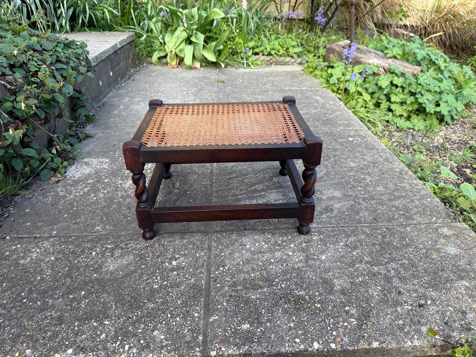 photo vintage Antique Edwardian Style Oak Cane Top Stool Woven Rattan Footstool Side Table