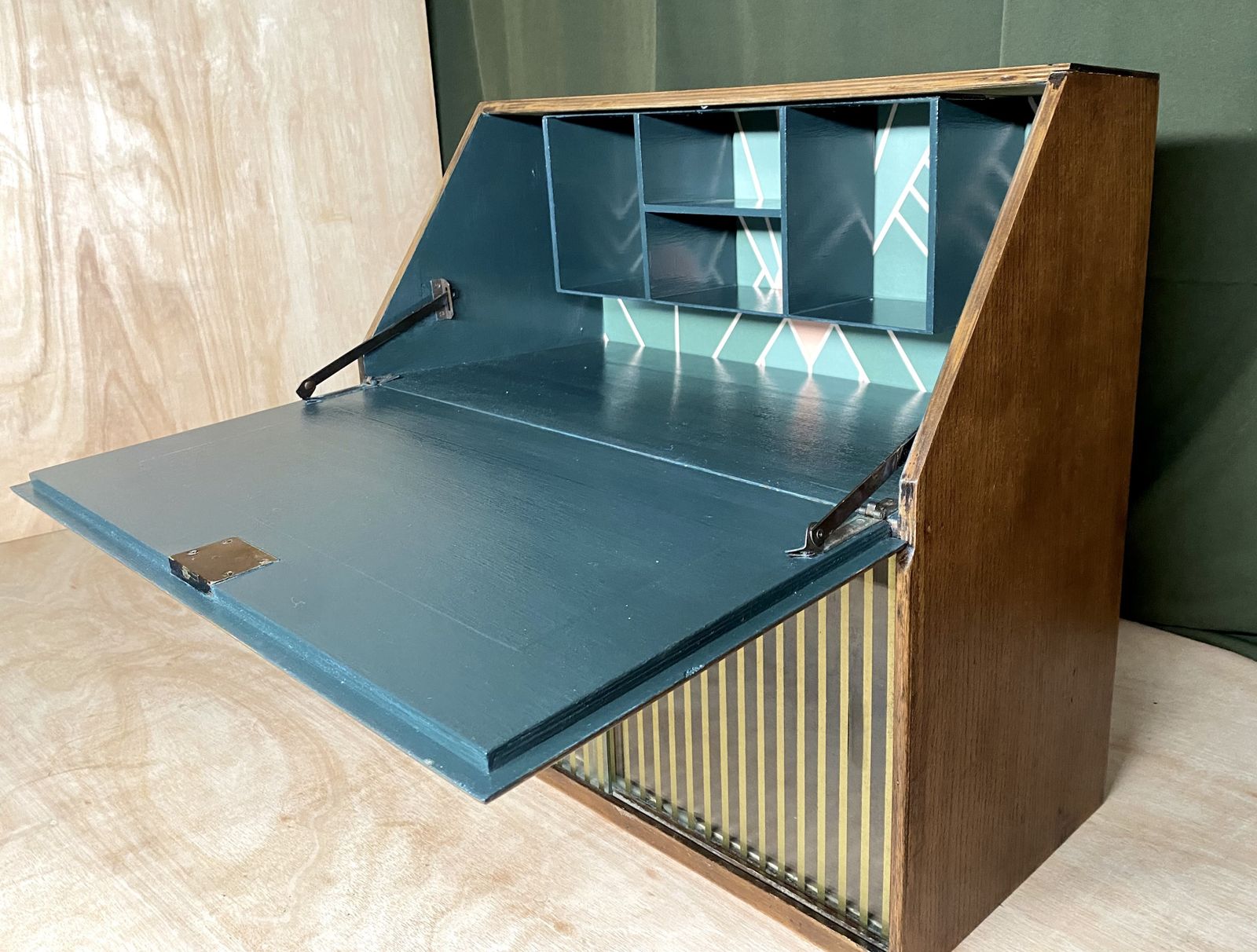 Vintage Drinks/Cocktail Cabinet | Studio Green & Bobbi Beck Interior photo 625.0