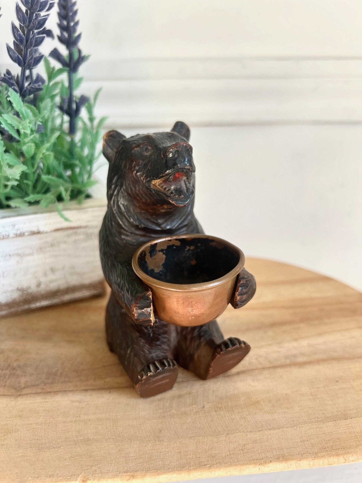 Ours de la Forêt-Noire d'époque, début du XXe siècle, sculpté à la main