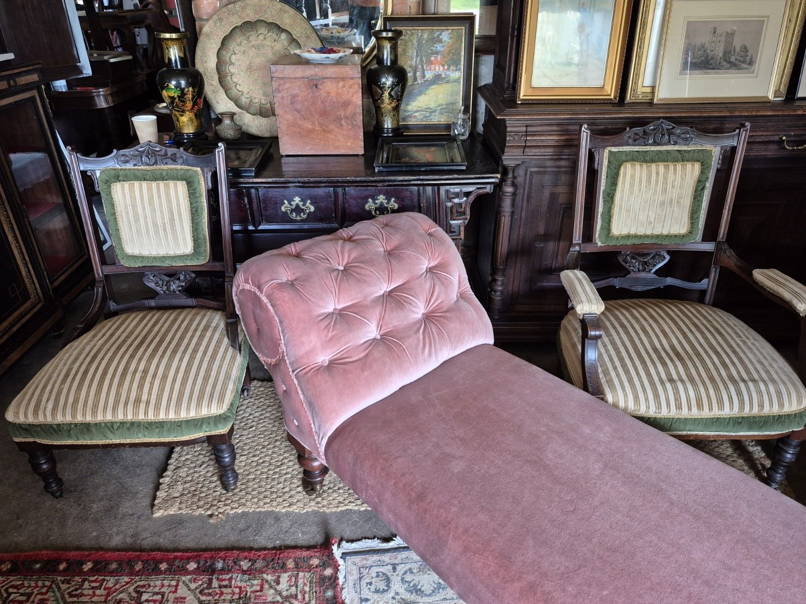 Gorgeous Country House 19th C Victorian Buttoned Vintage Chaise Longue Oak Legs photo vinterior