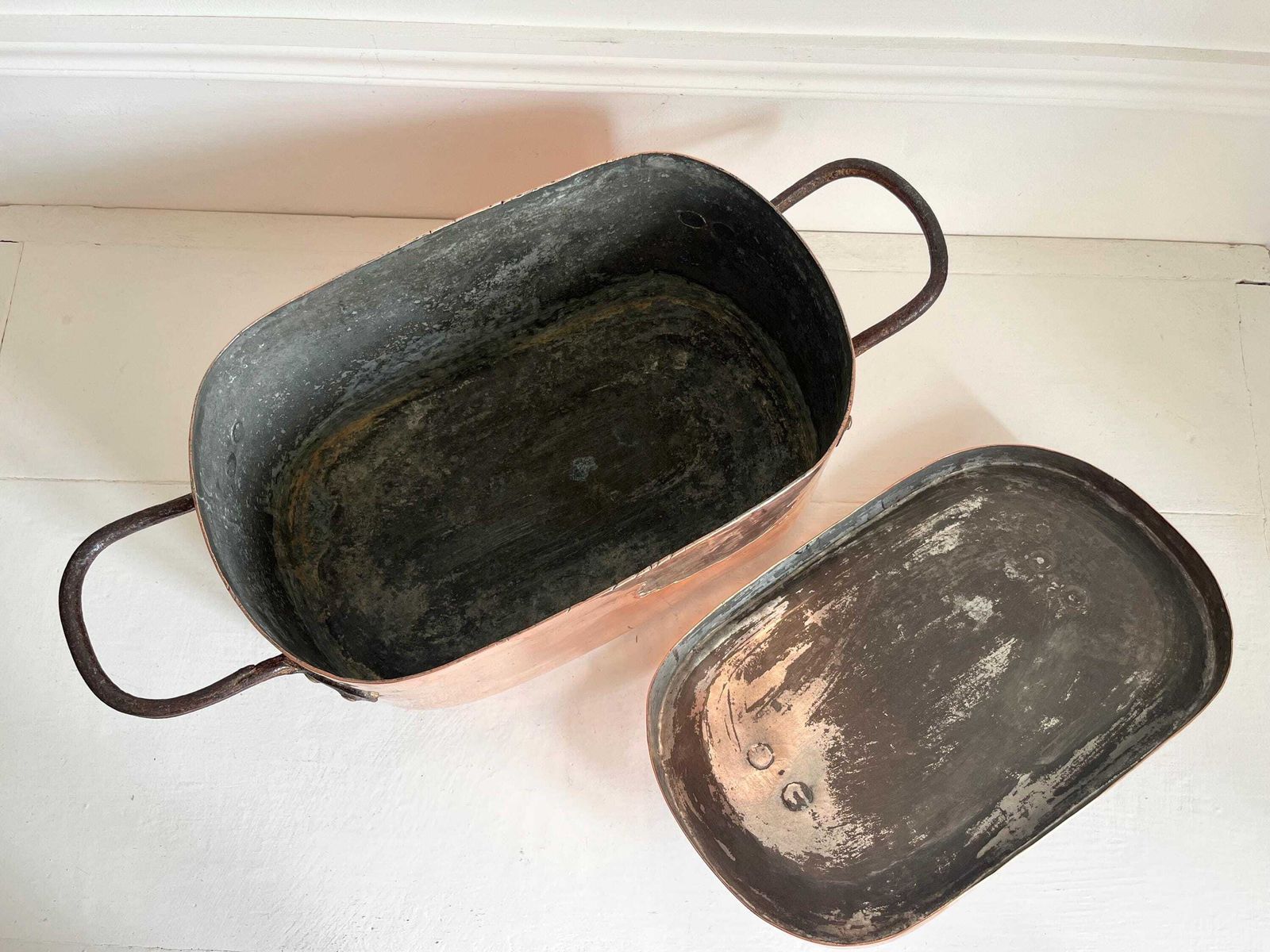 Daubière en cuivre d'époque : cocotte française en cuivre avec initiales photo buy