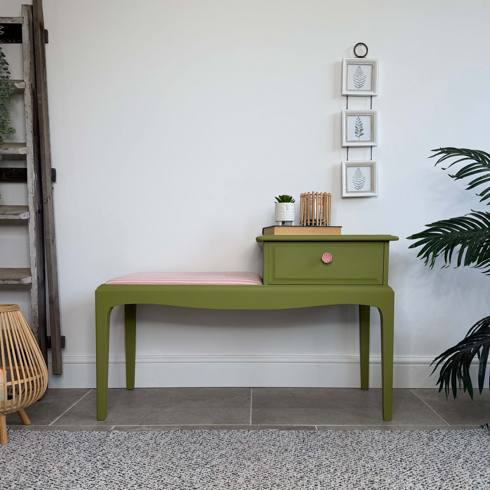 Colourful Green And Pink Stag Minstrel Telephone Table / Gossip Seat / Hallway Bench photo furniture