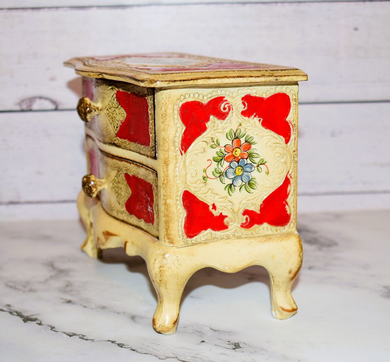 Mid Century Florentine Red & Gilt Jewelry Chest In Louis XV Style photo for sale
