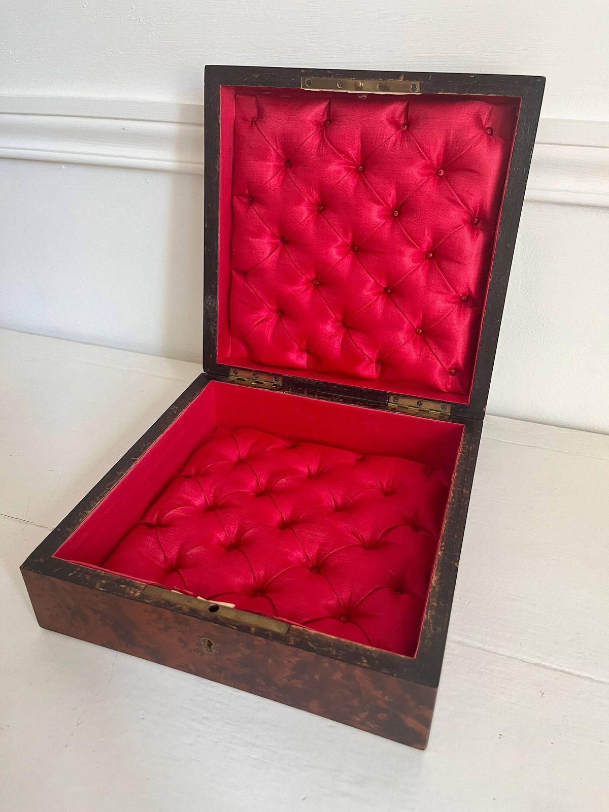 Antique Marquetry Jewelry Box, Wooden Box, Tufted Silk photo 226.0