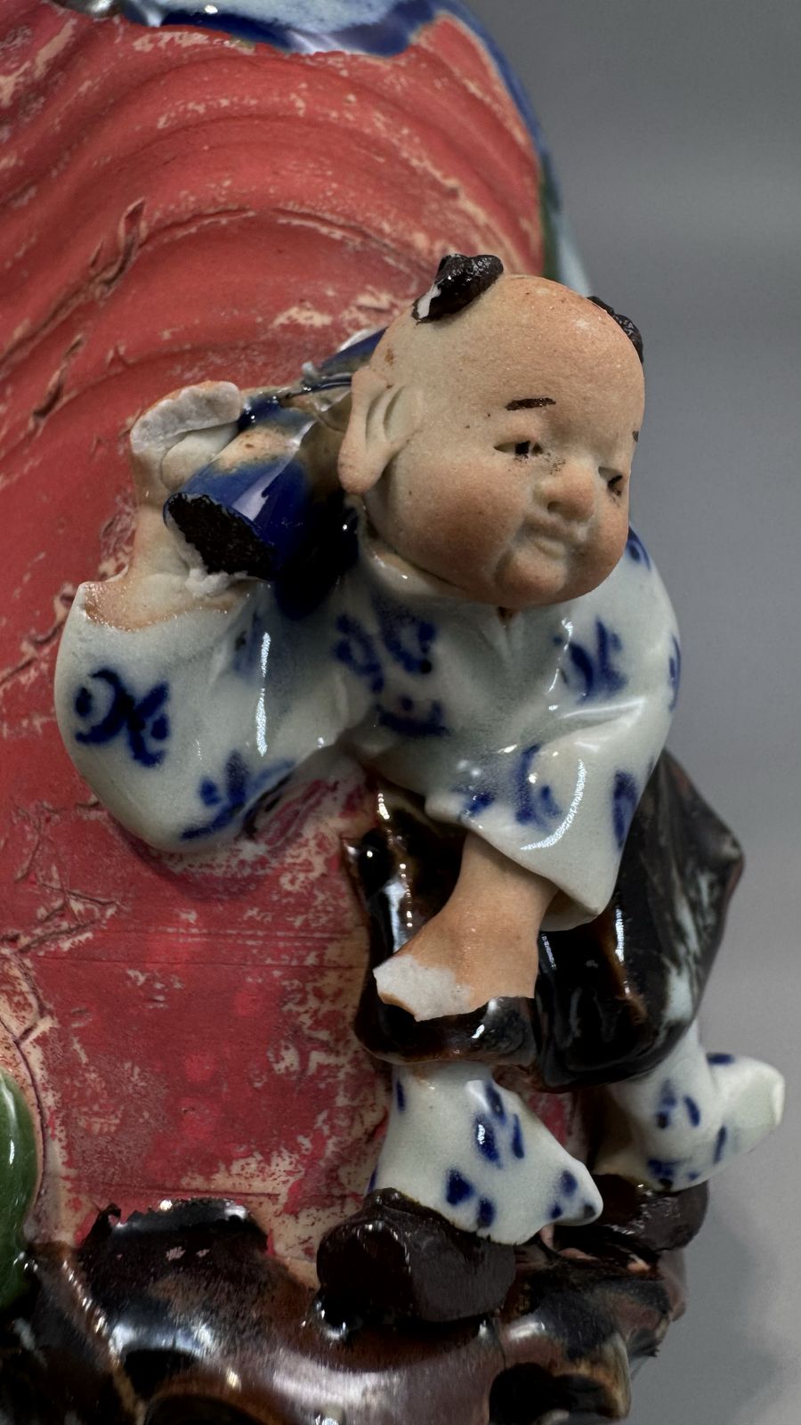 photo furniture Japanese Sumida Gawa Baluster Vase With Applied Karako Figure, Signed Kōko — Meiji / Early Taishō Period