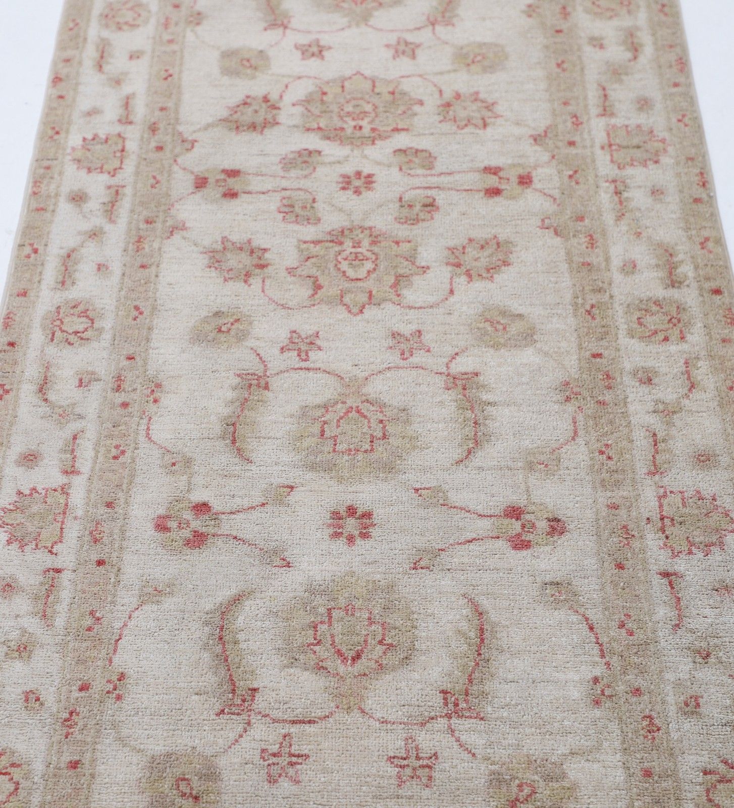 2,6x9,5 ft handgeknoopt loperkleed voor keuken, hal en gang - beige loper photo for sale