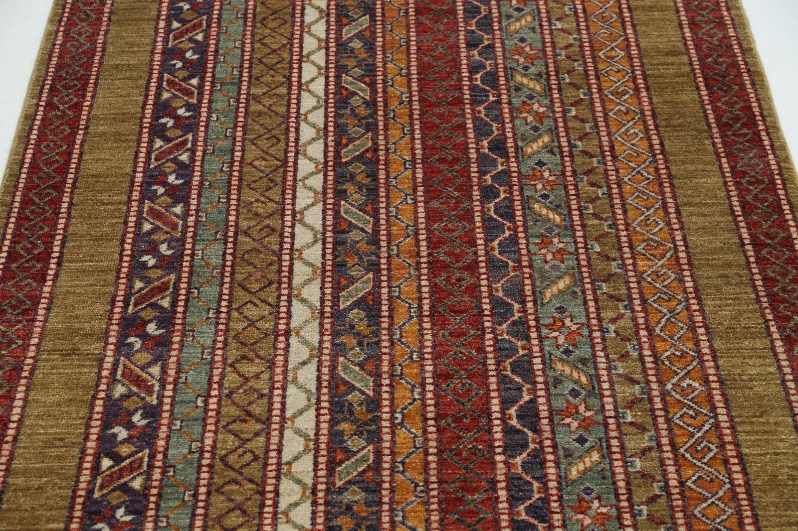 Tapis d'appoint turc traditionnel 4 x 6 pi. Petit tapis noué à la main, multicolore photo 1142.0