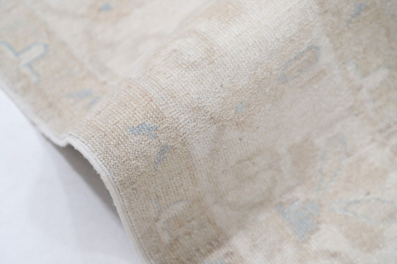 Tapis de salon et de salle à manger noué à la main, beige, 183 x 262 cm. 100 % laine photo Textiles