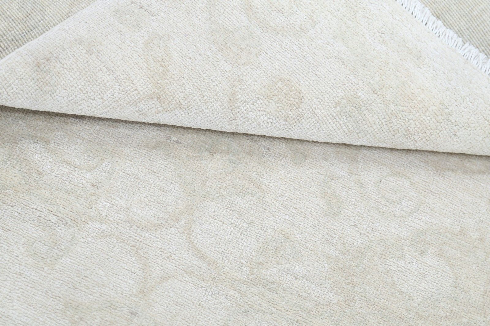 Tapis d'appoint turc noué à la main en laine beige, motif floral, 0,79 x 1,33 m photo Textiles