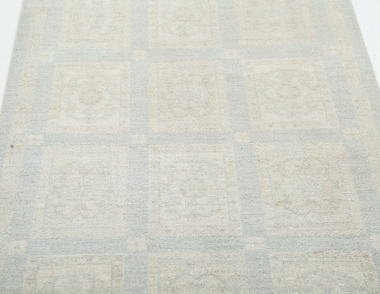 Tapis d'accent traditionnel noué à la main, 3 x 5,2 pi. Tapis en laine à motifs floraux dans des tons doux photo 791.0