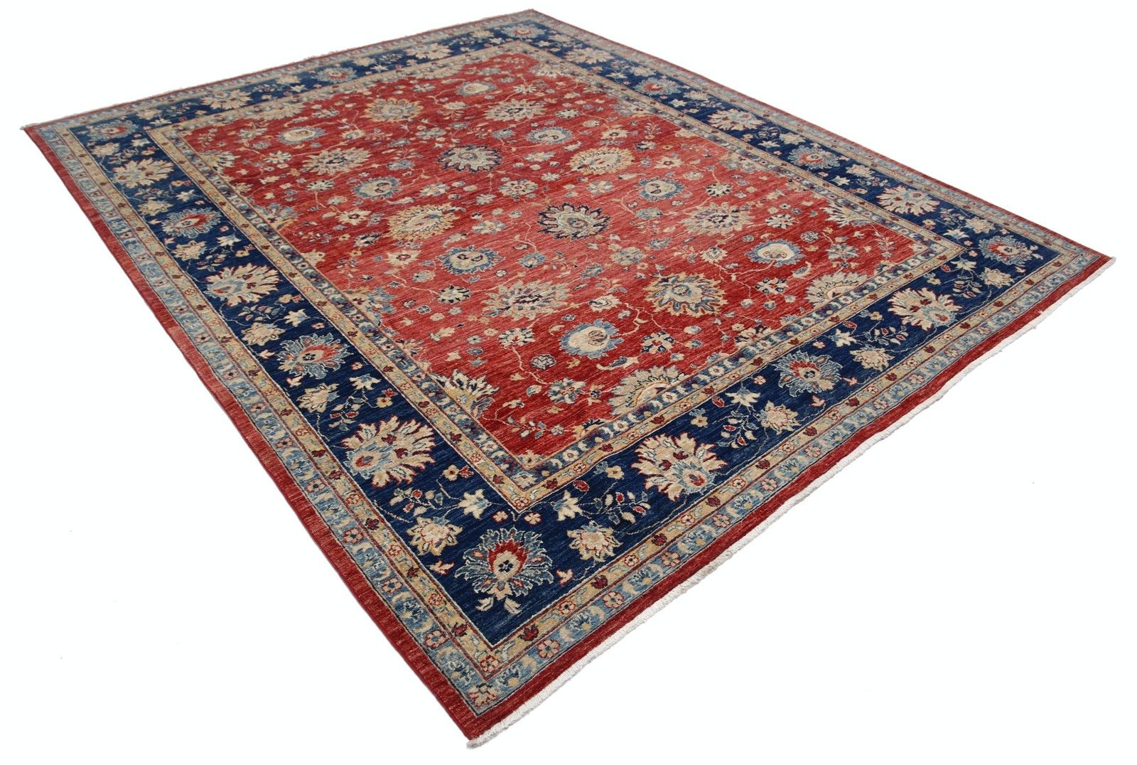 Tapis noué à la main 252 x 308 cm, bleu marine et rouge, motifs floraux en laine photo furniture