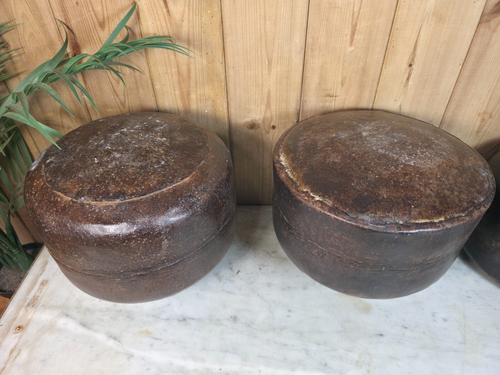 Old Vintage Rustic Wabi Sabi Heavy Duty Metal Iron Indian Water Pot Vase Carrier photo vinterior