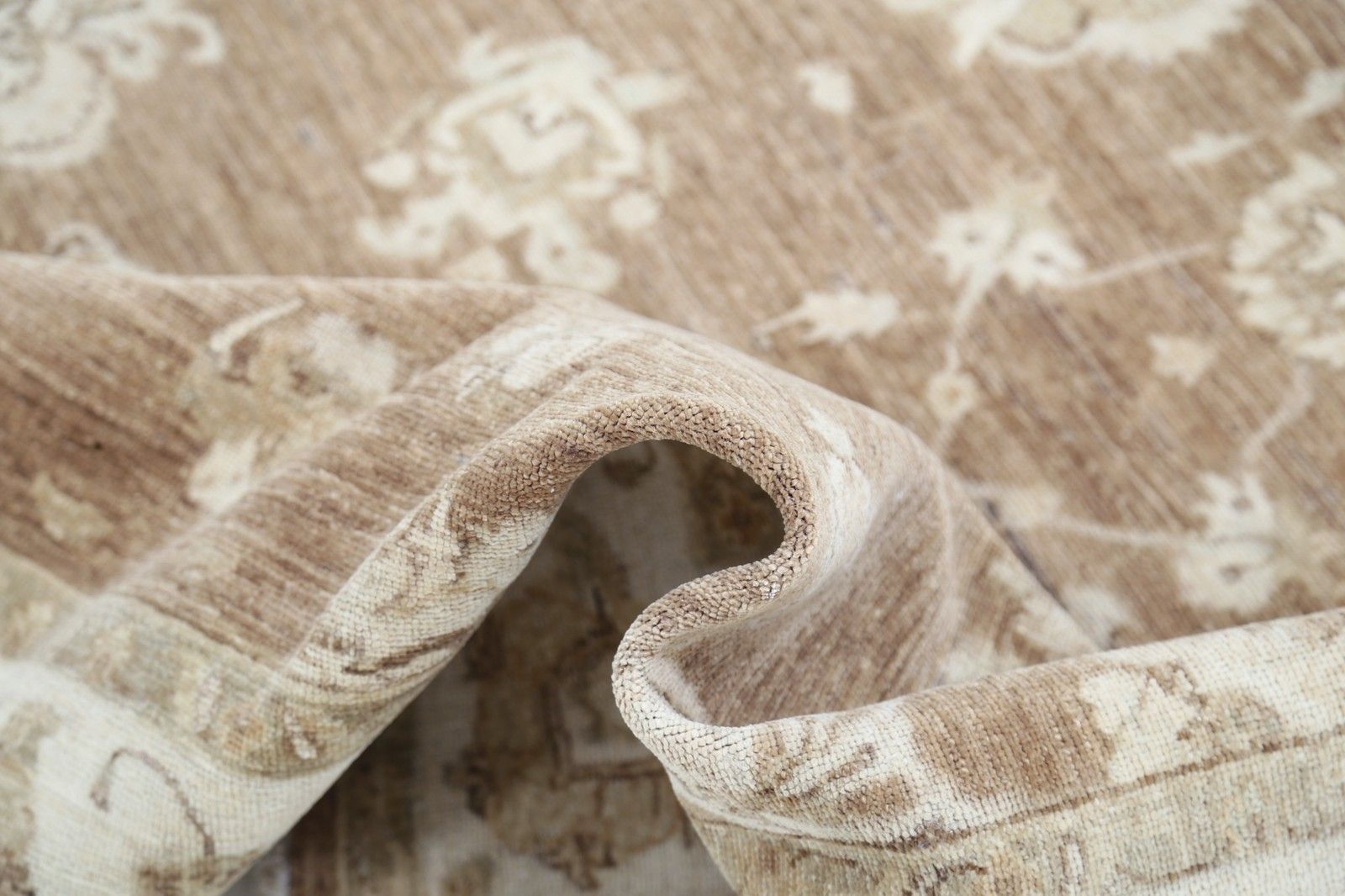5x6.7 Ft Hand Knotted Wool Area Rug. Floral Oushak Rug For Living Room Decor photo vinterior