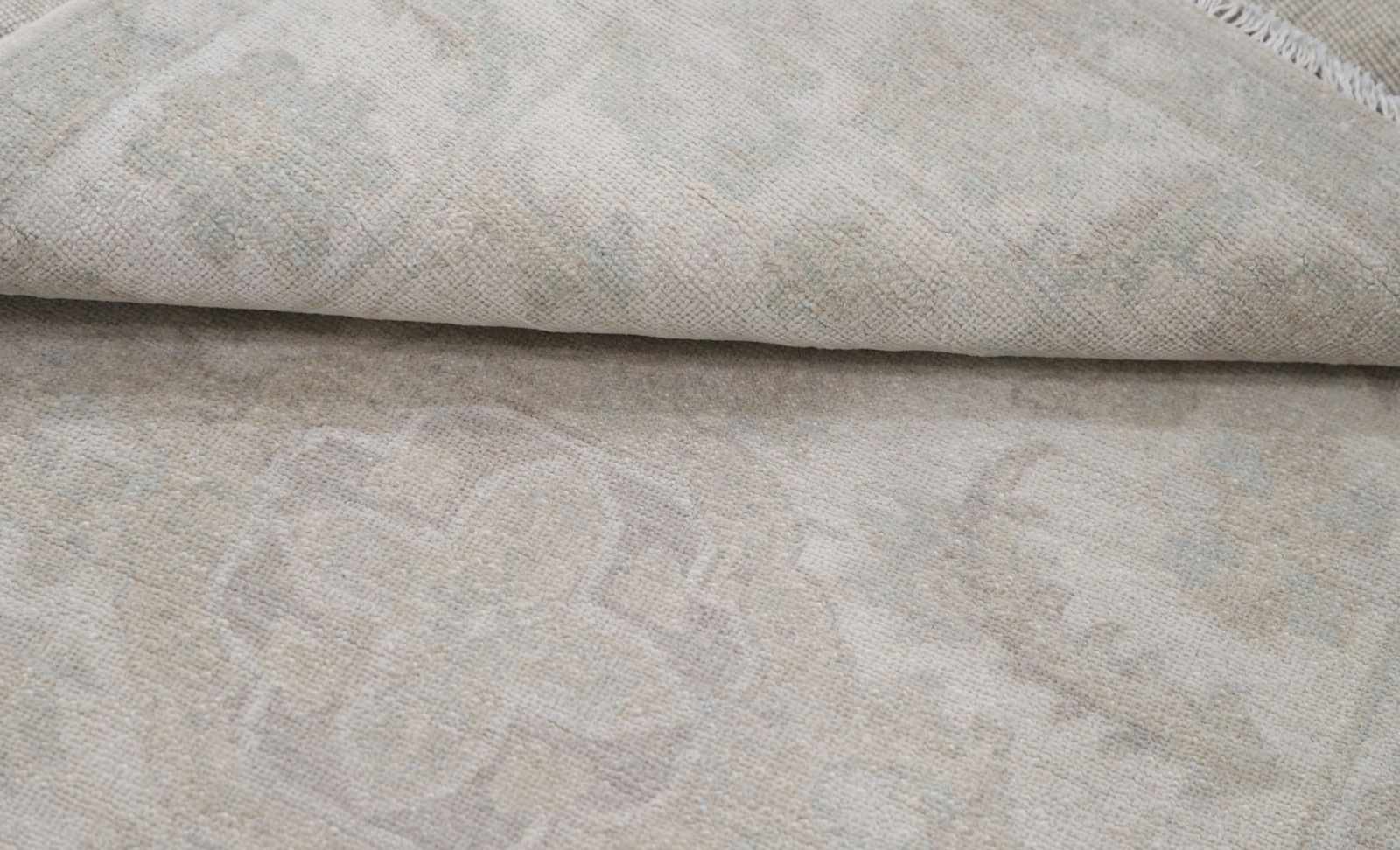 Tapis turc noué à la main, laine, 90 x 150 cm. Tapis d'appoint beige à motif floral photo Textiles