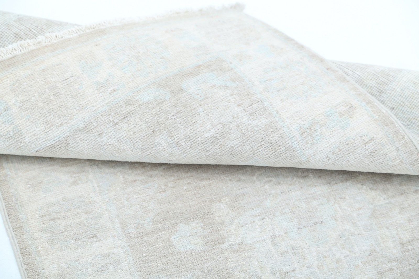 Tapis d'appoint Oushak à motifs floraux, fait main, tons doux, 67 x 97 cm. 100 % laine photo vinterior