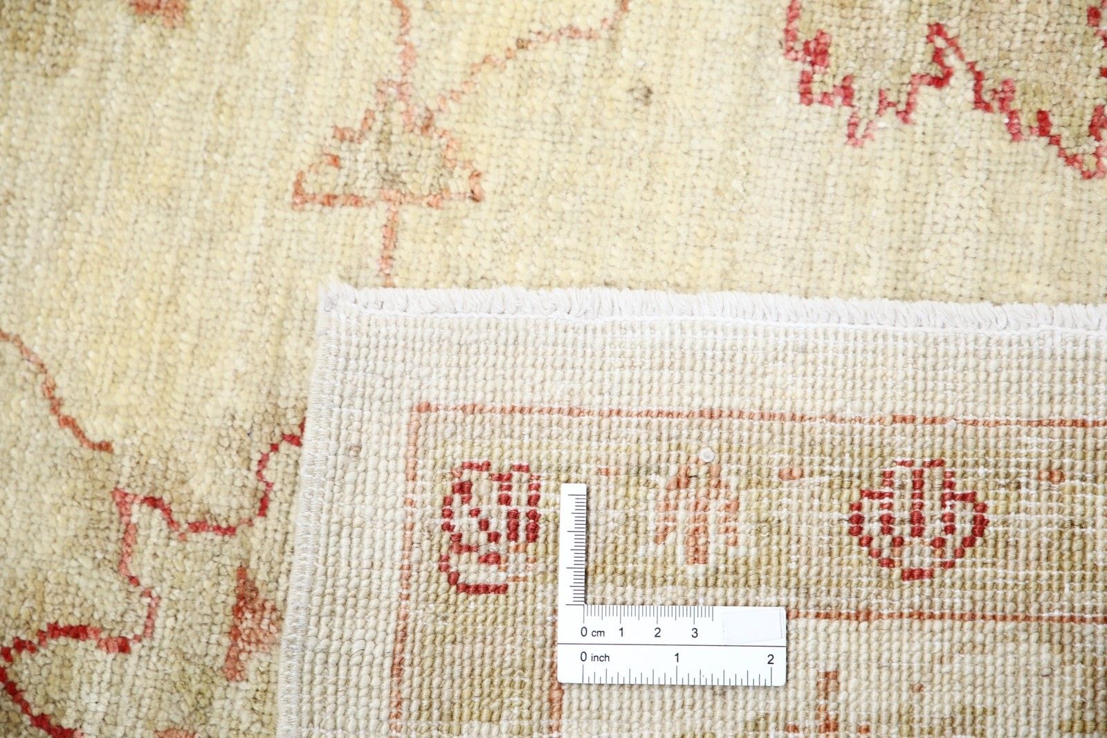 Tapis Oushak noué à la main 5 x 7 pi. Tapis turc beige à motif floral sur toute la surface photo for sale
