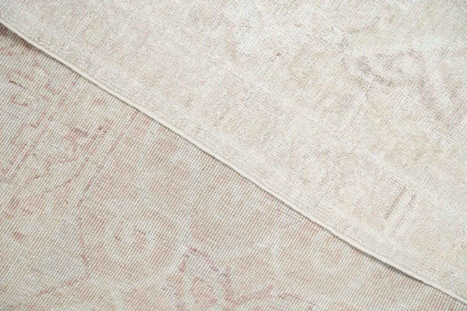 Grand tapis noué à la main aux tons doux, 8,8 x 11,8 pi. Tapis de salon en laine 100 % photo for sale