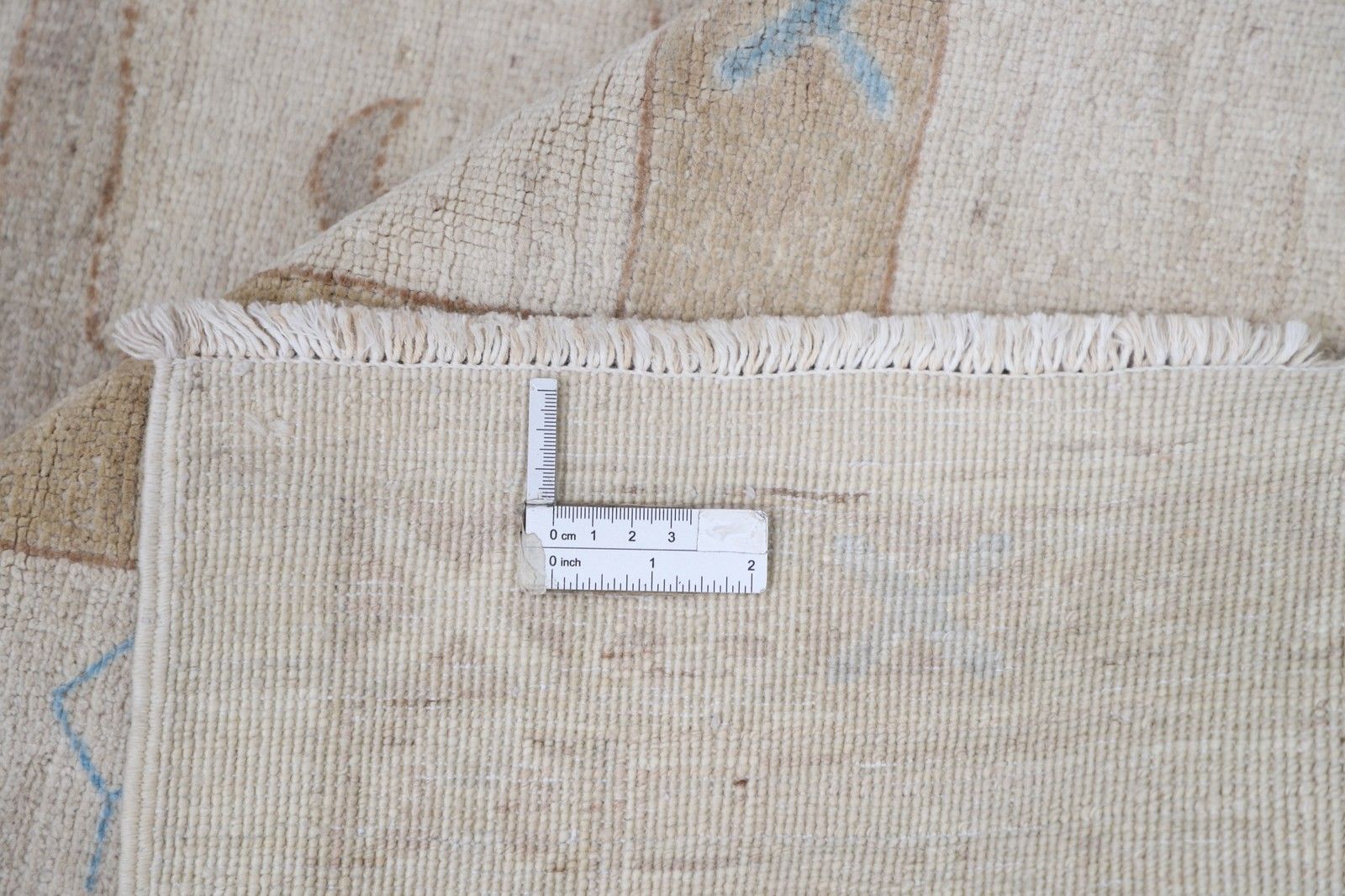 Grand tapis en laine noué à la main 244 x 290 cm. Tapis turc beige pour salon photo buy