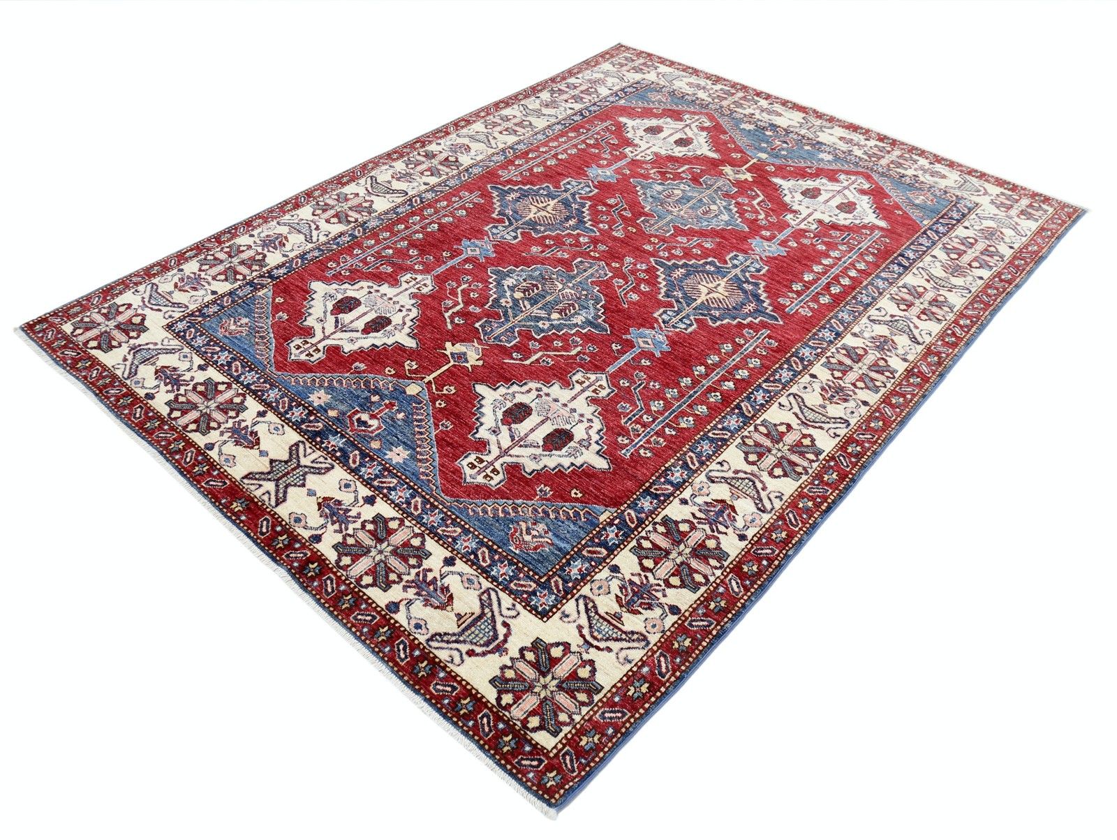 Tapis noué main rouge, bleu marine et ivoire à motif géométrique, 176 x 234 cm photo for sale