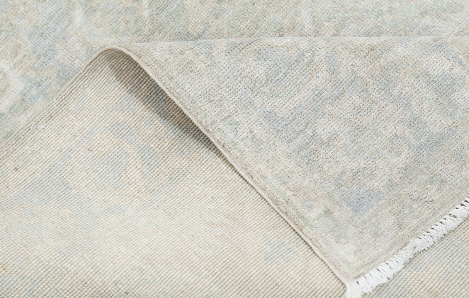 2.6x4 Ft Beige Accent Rug For Bedroom. Handknotted Turkish Wool Rug For Entryway photo vinterior