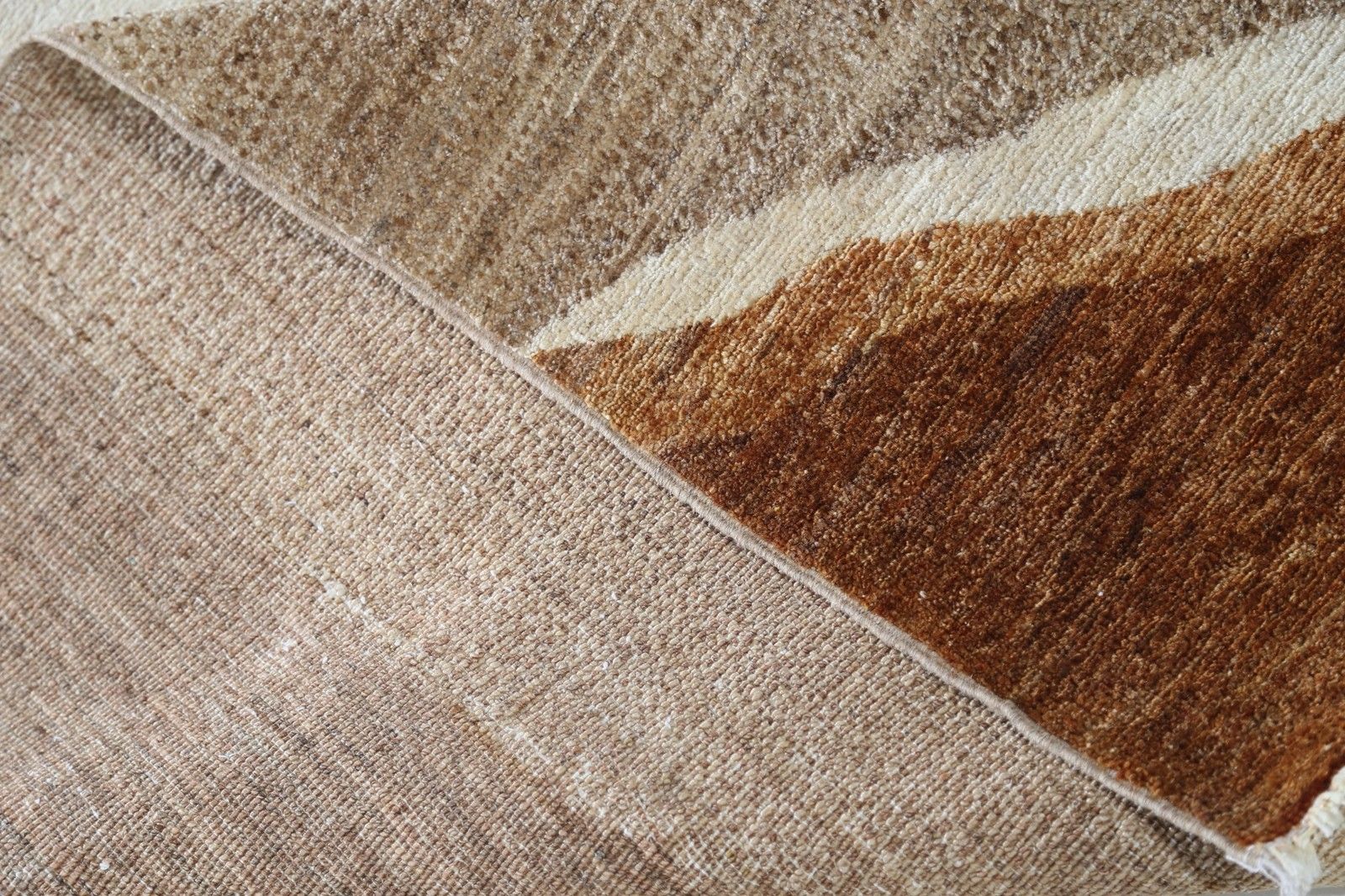 Tapis en laine noué à la main, beige, brun et ivoire, à motif abstrait, 2 x 2,4 m environ photo buy