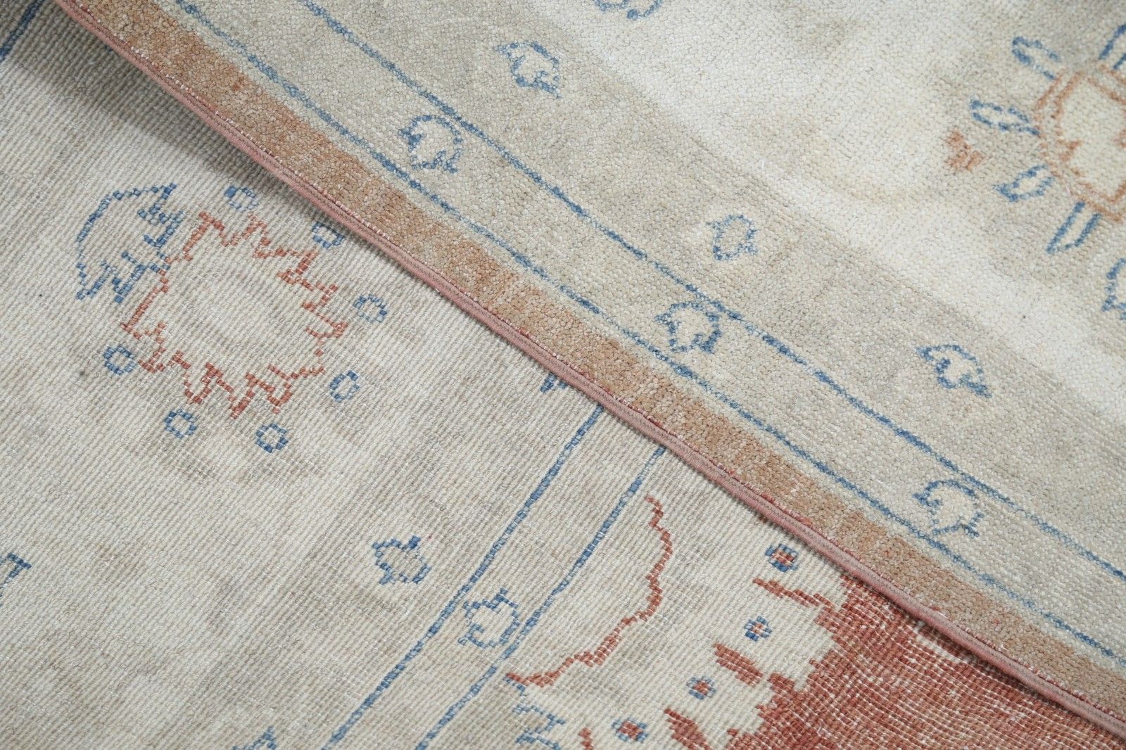 8.7x11.5 Ft Hand Knotted Floral Oushak Area Rug In Soft Red And Beige. 100% Wool photo buy