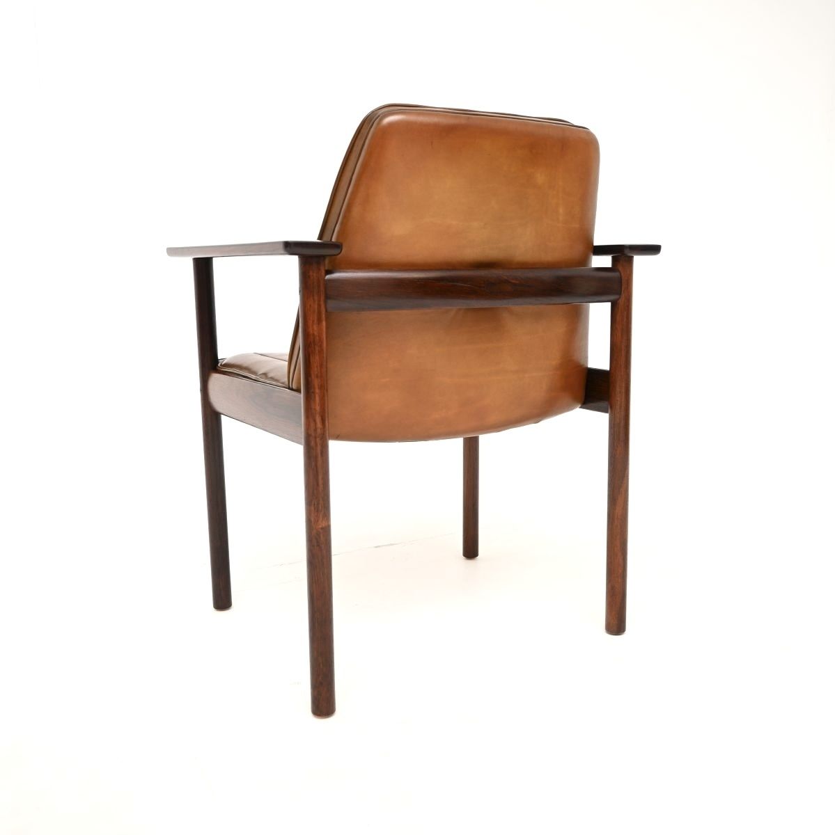 photo furniture Vintage Rosewood And Leather Armchair / Desk Chair By Sven Ivar Dysthe For Dokka