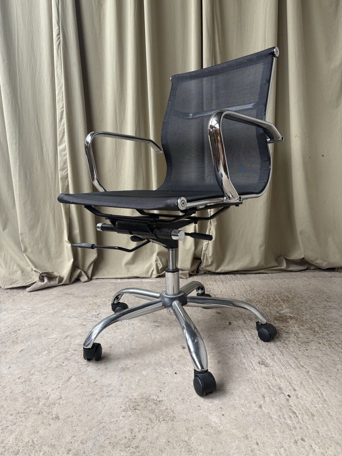 Vtg Mid Century Style Occasional Desk Swivel Chair Danish Scandi Retro R1160 photo for sale