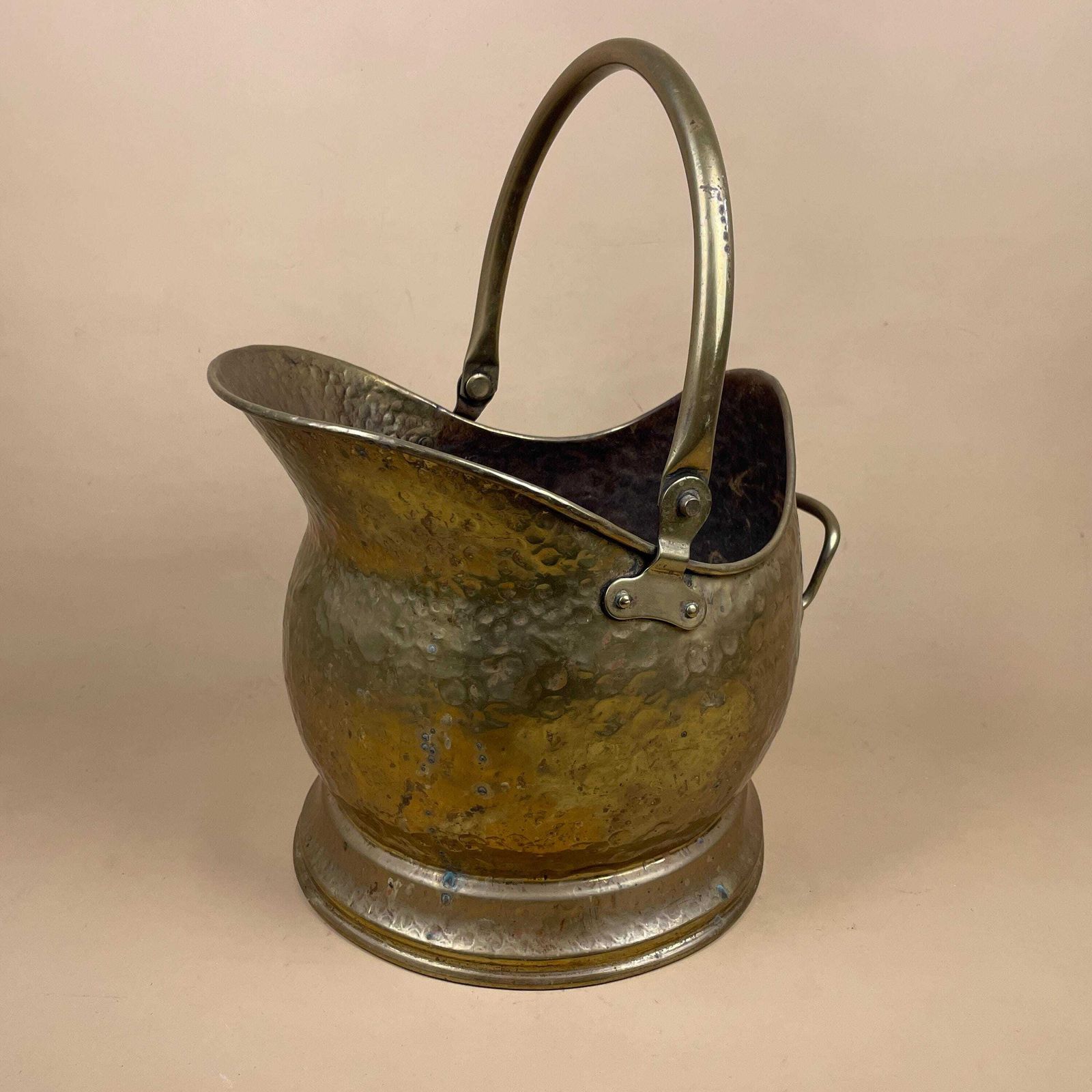 Antique Metal Gold Brass Coal Bucket Handle Fireside Fire Side Scuttle Log Helmet Farmhouse Hammered Texture Vintage Fireplace Logs