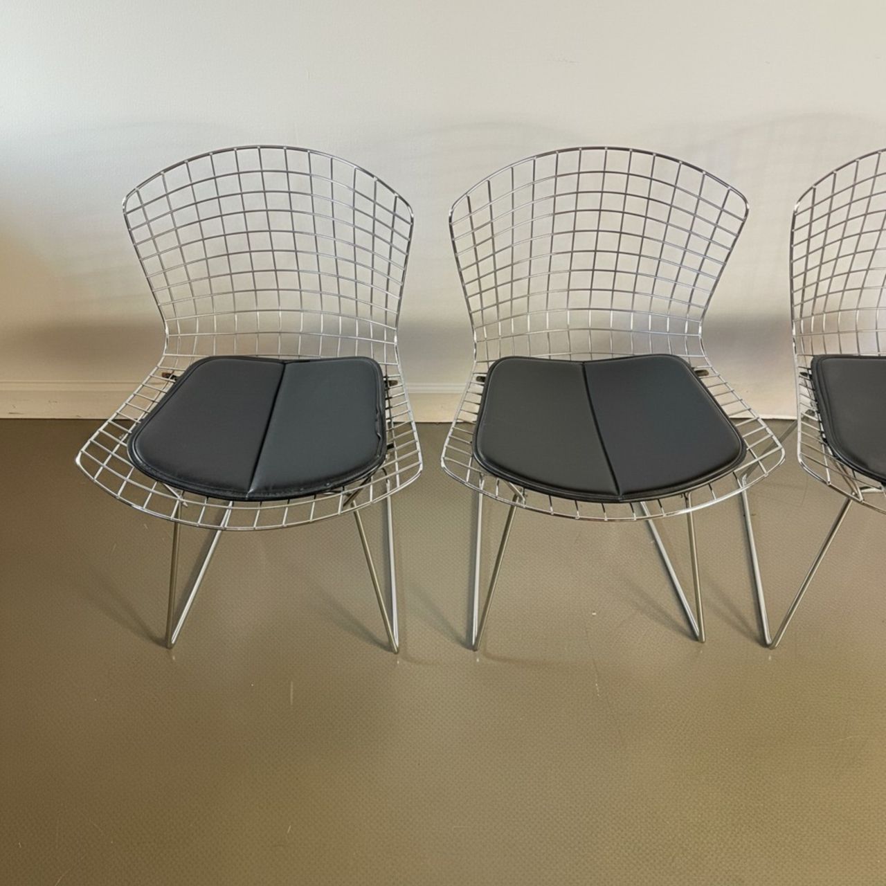 Vintage Bertoia Set Of 4 Side Chairs In Chrome photo furniture