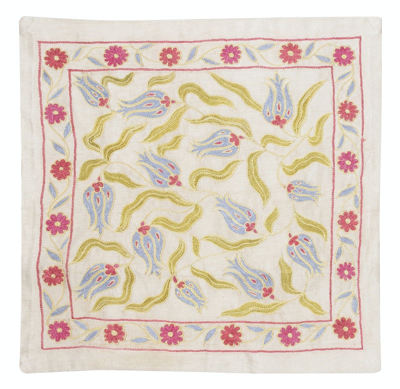 Housse de coussin brodée en soie, 19 x 19 po. Taie d'oreiller faite main. Neuf photo furniture