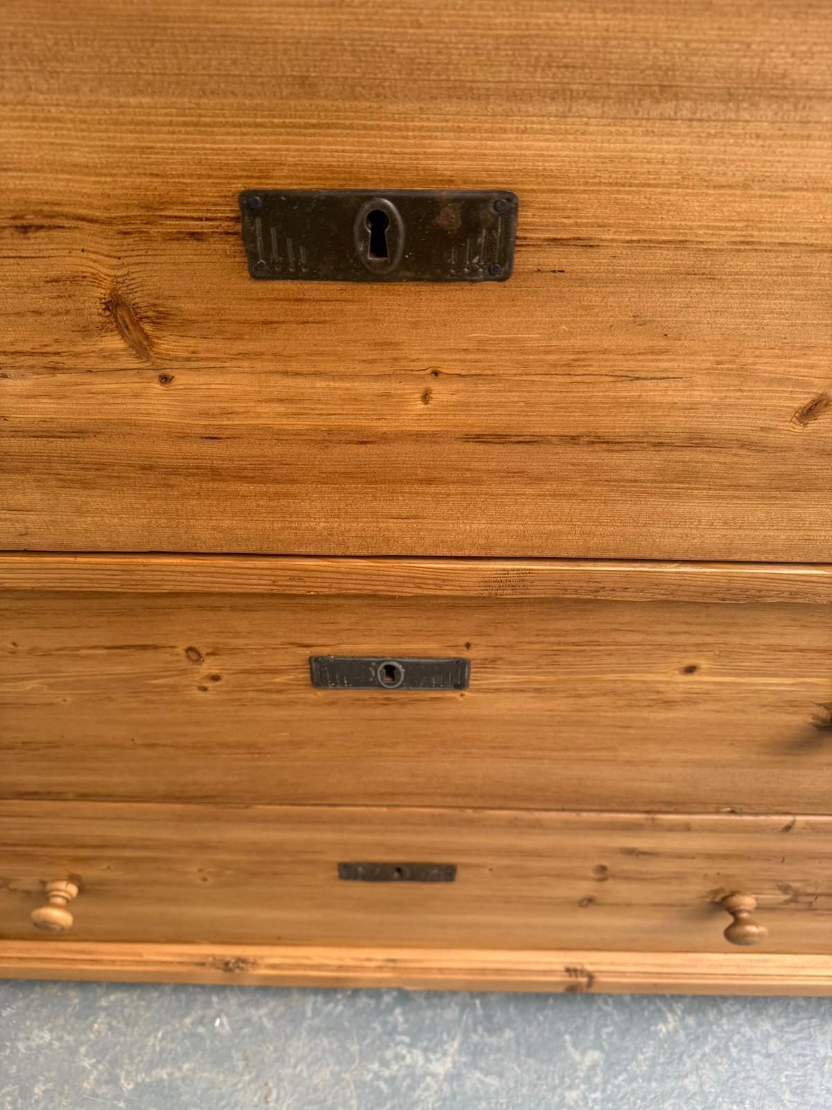 An Early Victorian Pine Hungarian Waxed 3 Drawer Chest Of Drawers photo vinterior