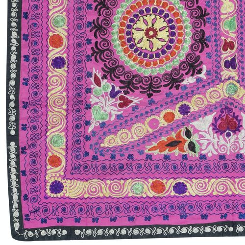4,3 x 5,3 ft geborduurde zijden en katoenen wanddecoratie. Roze bedsprei. Nieuw tafelkleed photo Textiel