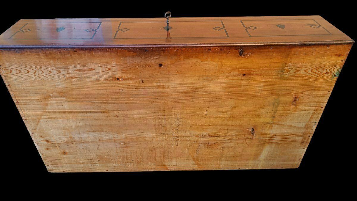 Furniture Inlaid Folding Desk From The End Of The 18th Century photo