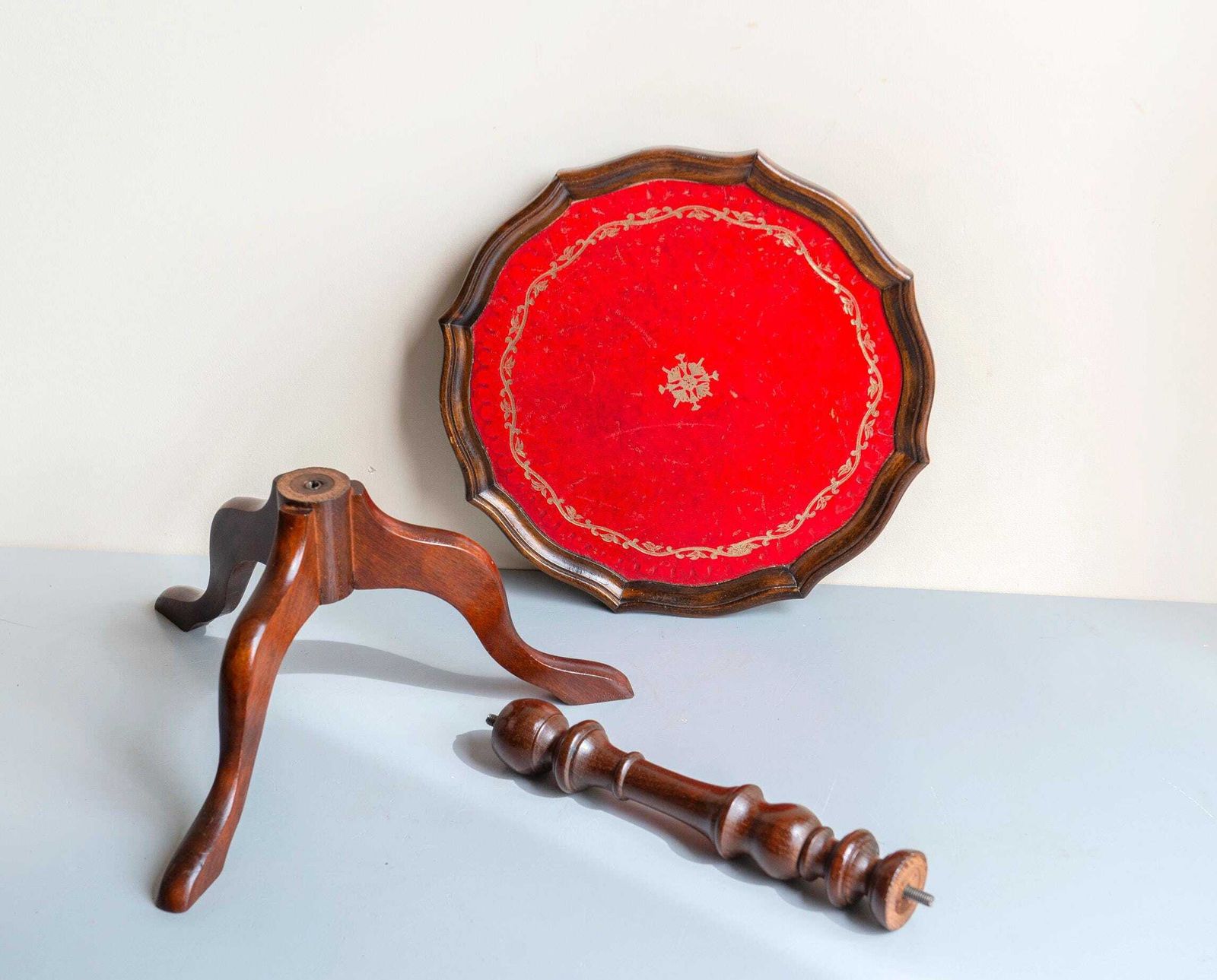 276.0 Vintage Leather Top Wine Table   English Style Side Table   Round Wooden Accent Table photo