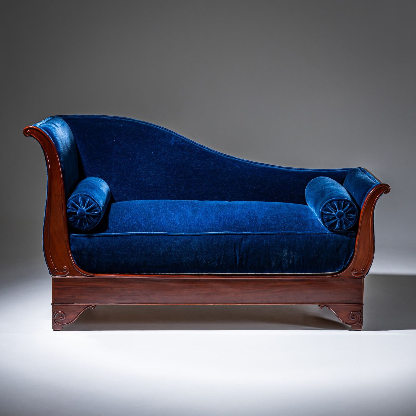 Méridienne, Restauration Period, France, Circa 1830 photo Furniture